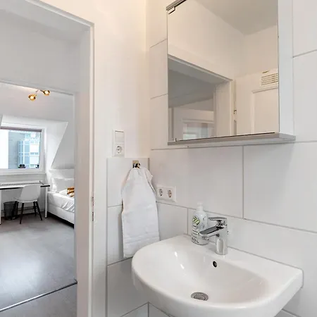Hallerstrasse Апартаменты