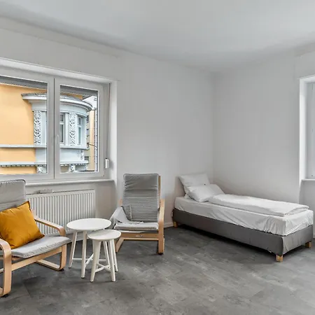 Hallerstrasse Апартаменты *